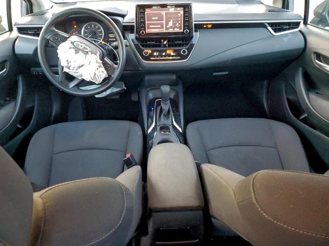 Toyota Corolla Le Image 10