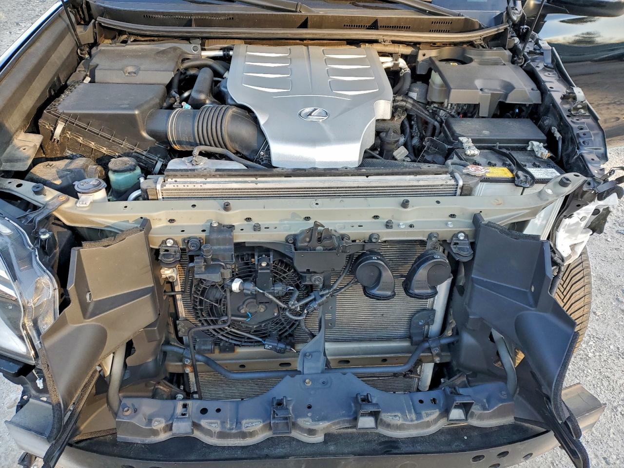 Lexus Gx 460 Premium Image 2