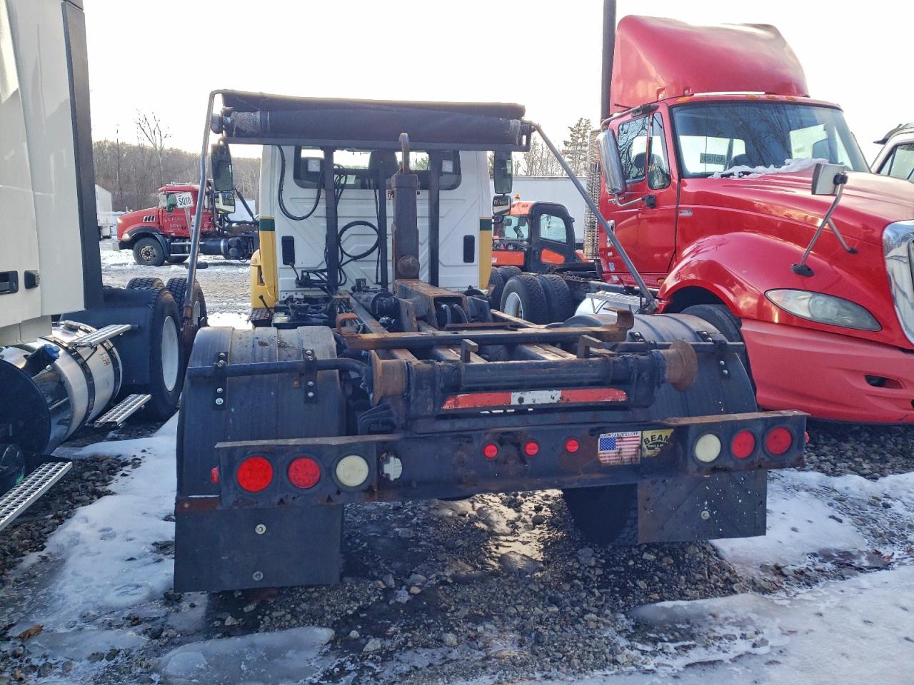 International 4300 4300 Image 7