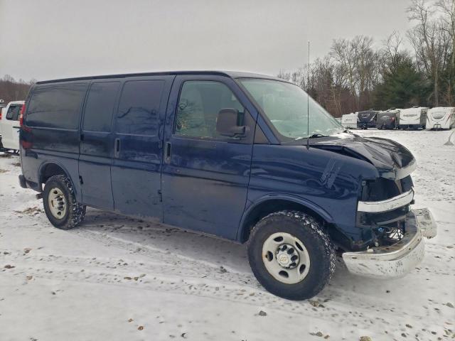Chevrolet Express Image 12