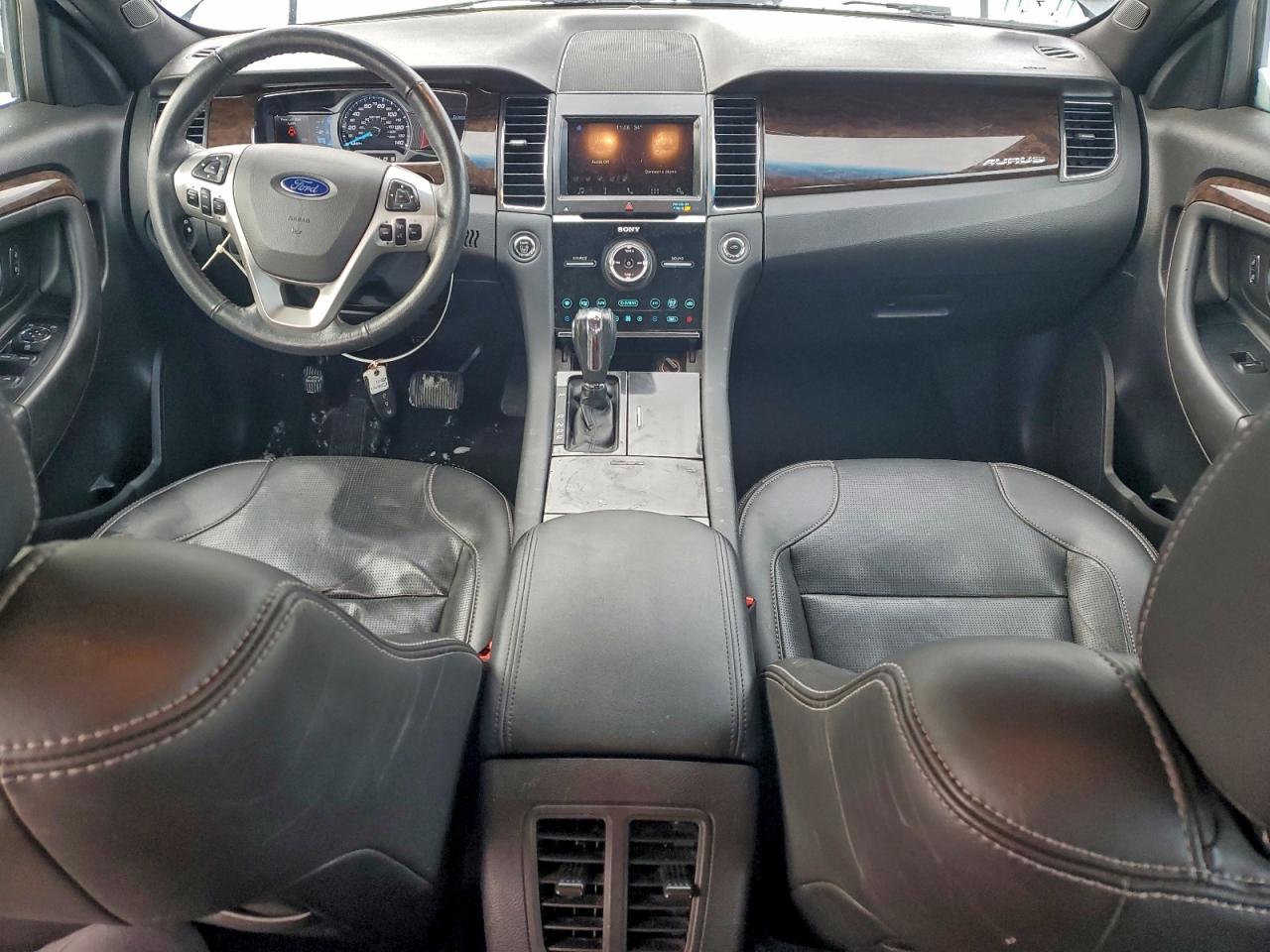 Ford Taurus Limited Image 5