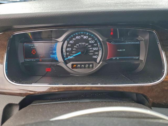 Ford Taurus Limited Image 8