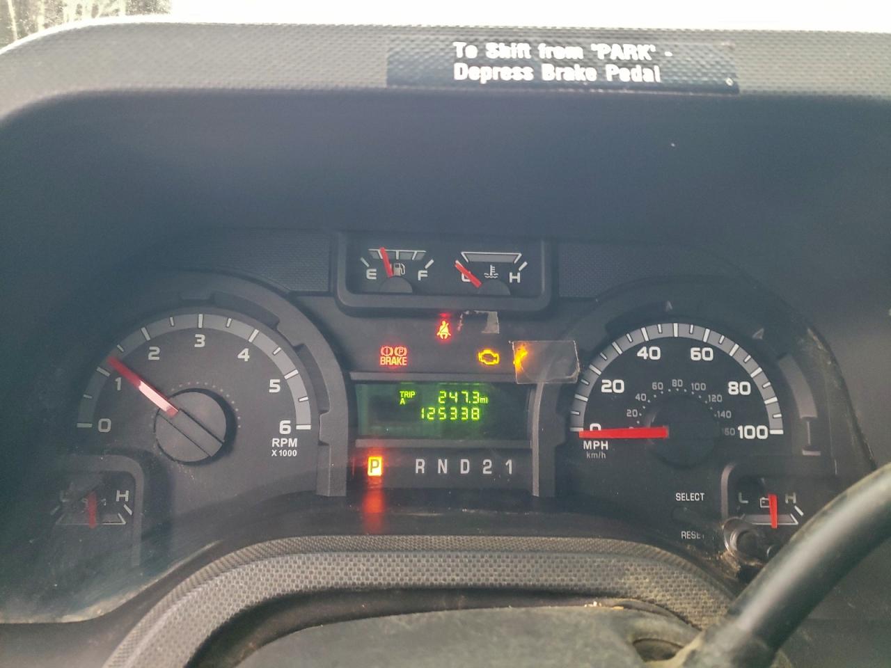 Ford E-250 E250 Van Image 10