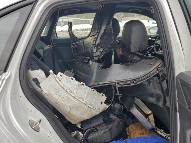 Volkswagen Jetta Gli Autobahn Image 12