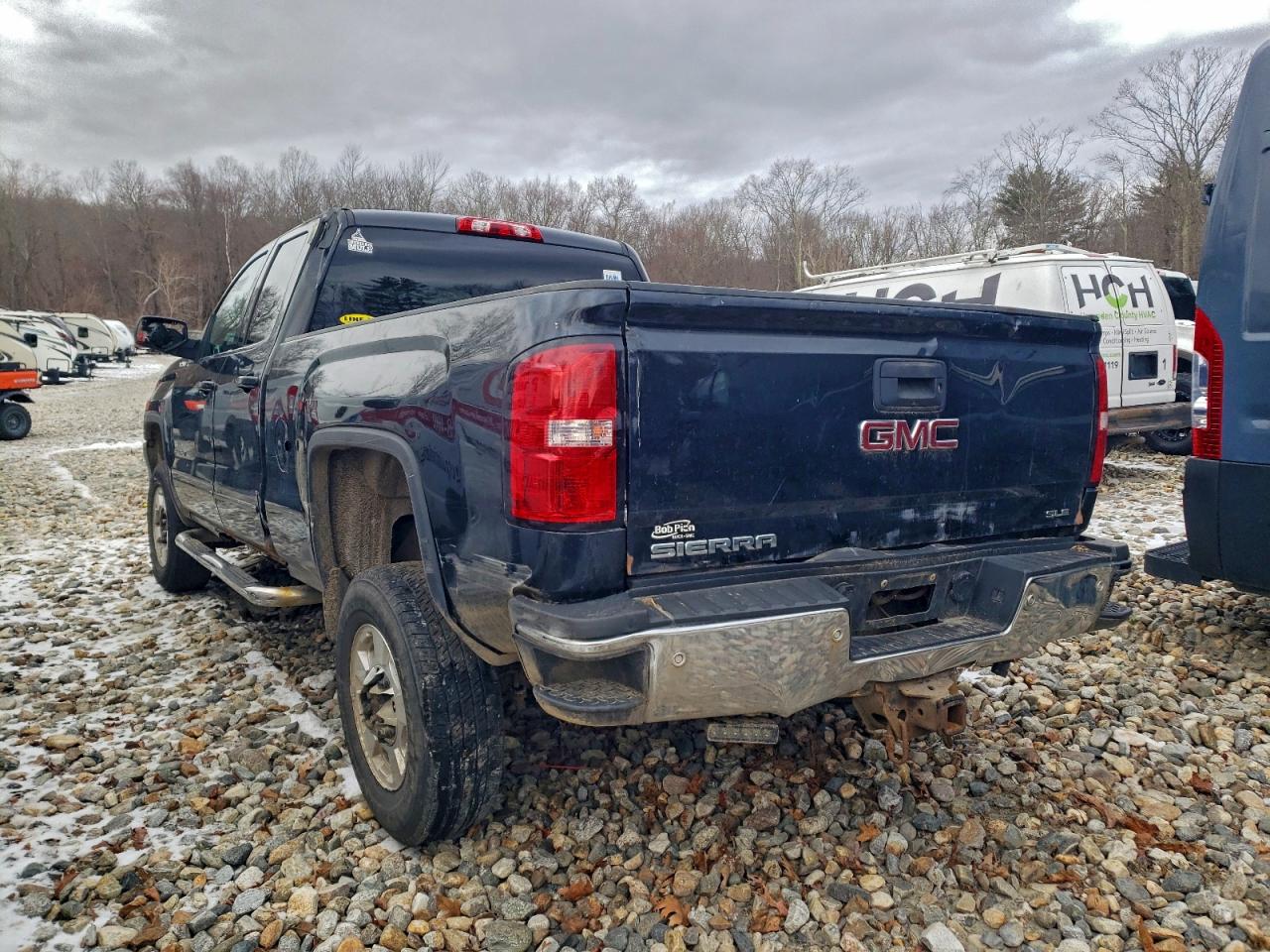 GMC Sierra K2500 Sle Image 2