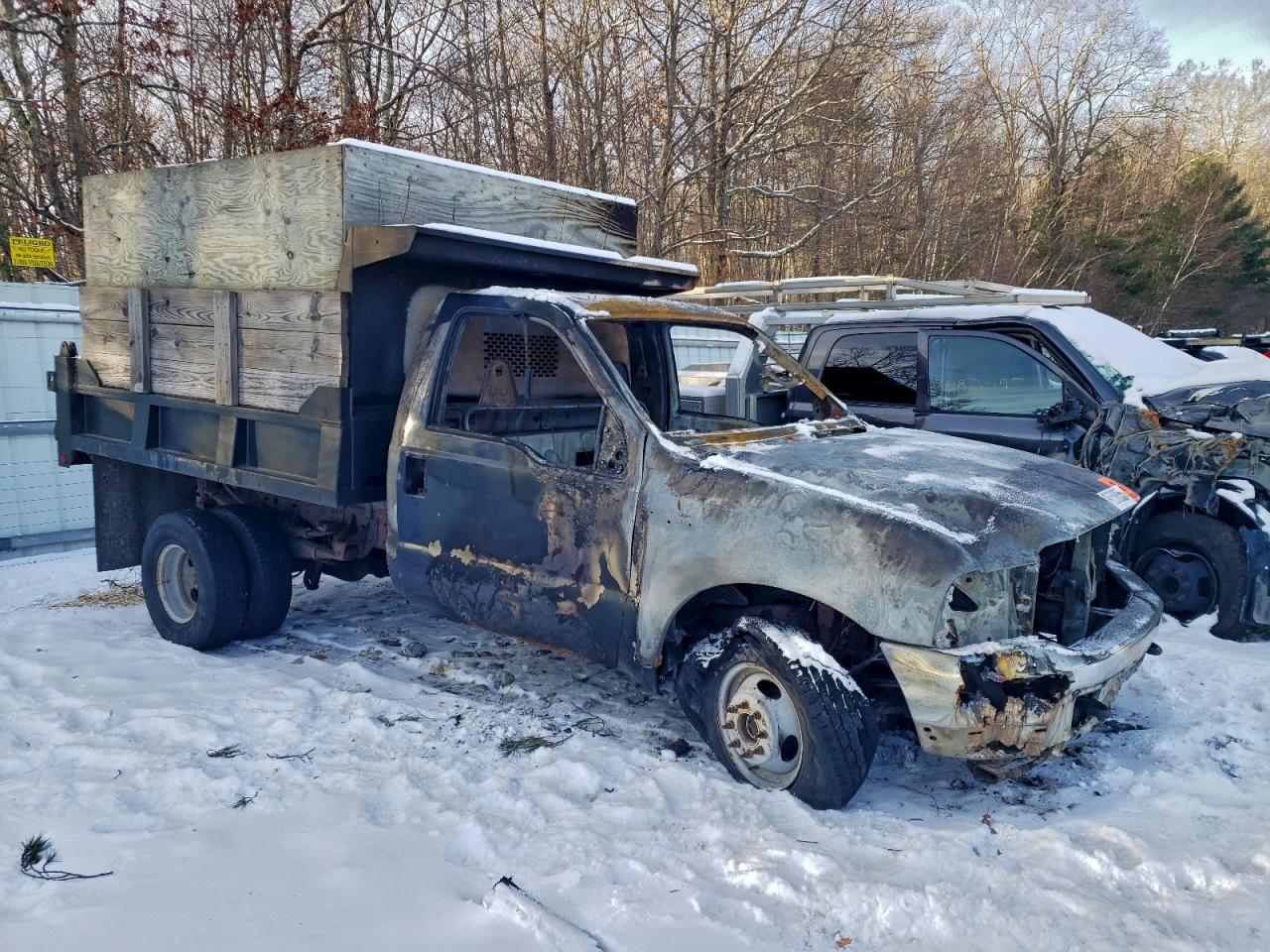 Ford F-350 Super Duty Image 3