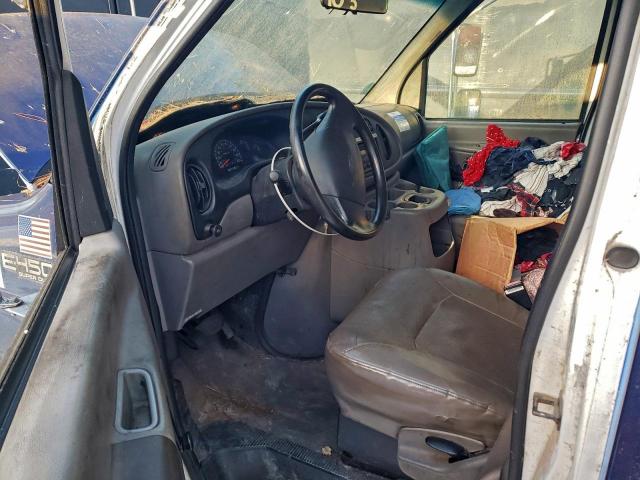 Ford E-450 E450 Super Duty Cutaway Van Image 5