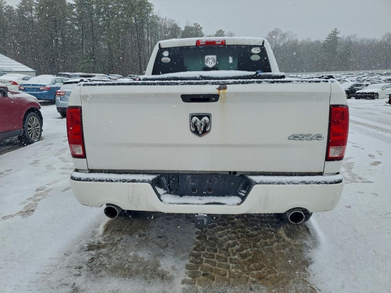 Ram 1500 St Image 12