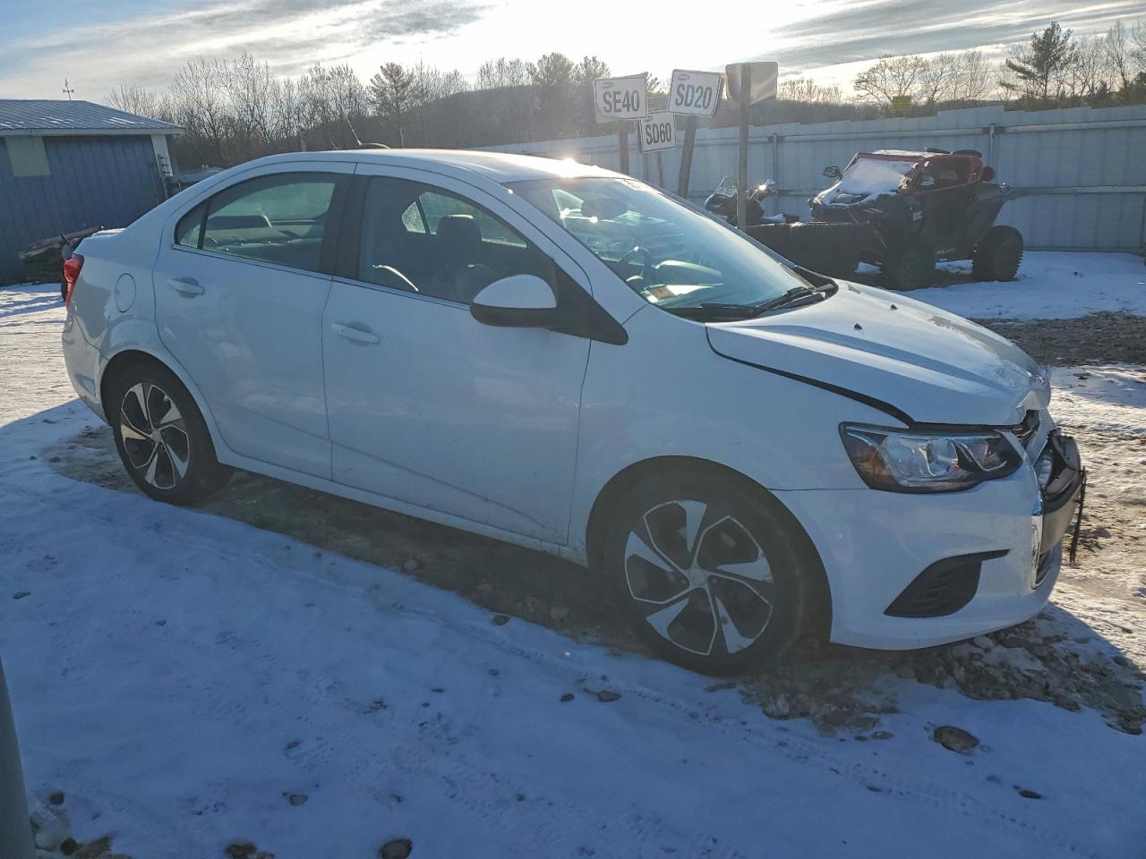 Chevrolet Sonic Premier Image 2