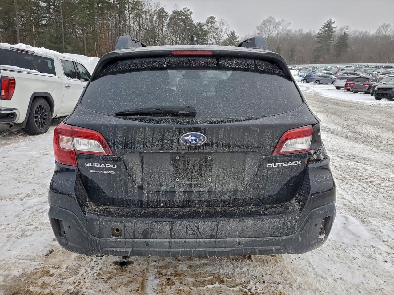 Subaru Outback 2.5i Limited Image 9