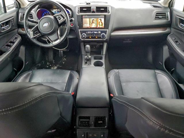 Subaru Outback 2.5i Limited Image 11