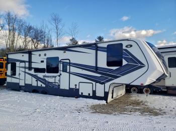  Salvage Grandesign Momentum