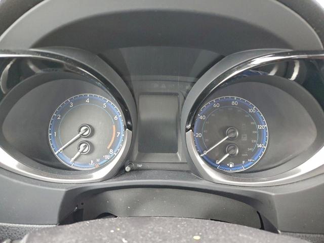 Toyota Corolla L Image 10