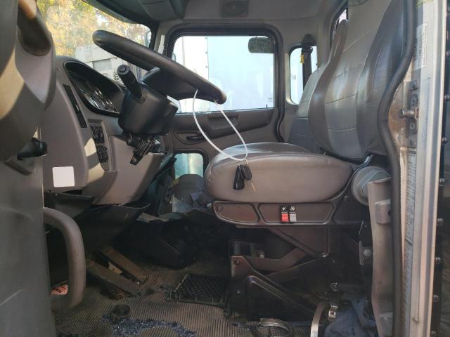 Peterbilt 337 Image 6