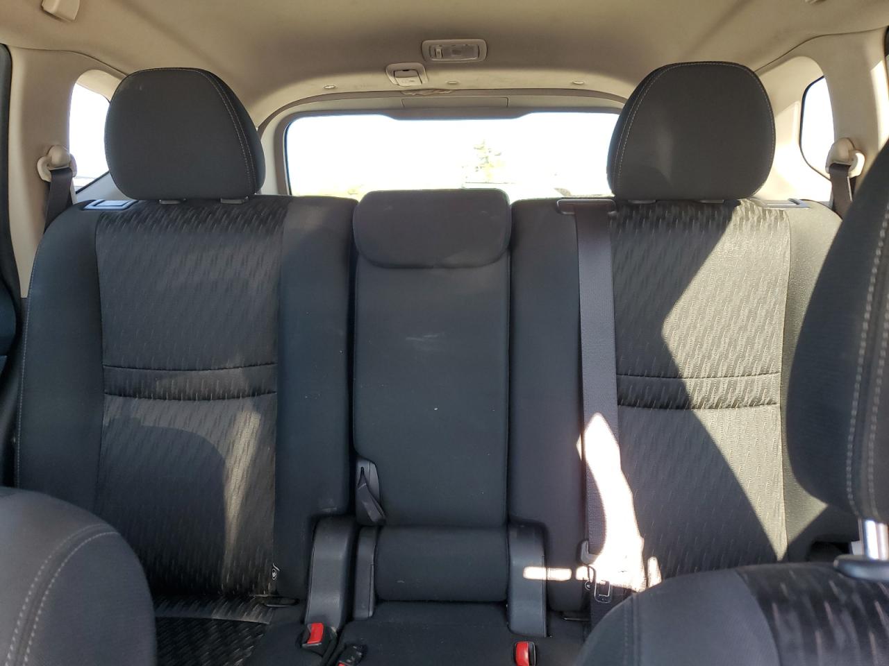 Nissan Rogue S Image 11