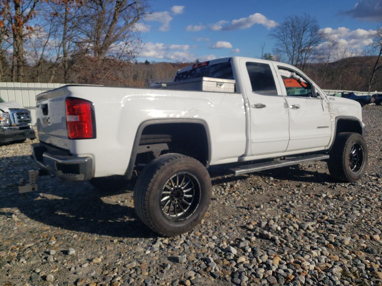 GMC Sierra K1500 Sle Image 5