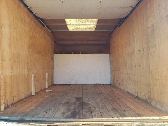 Chevrolet Express Image 8