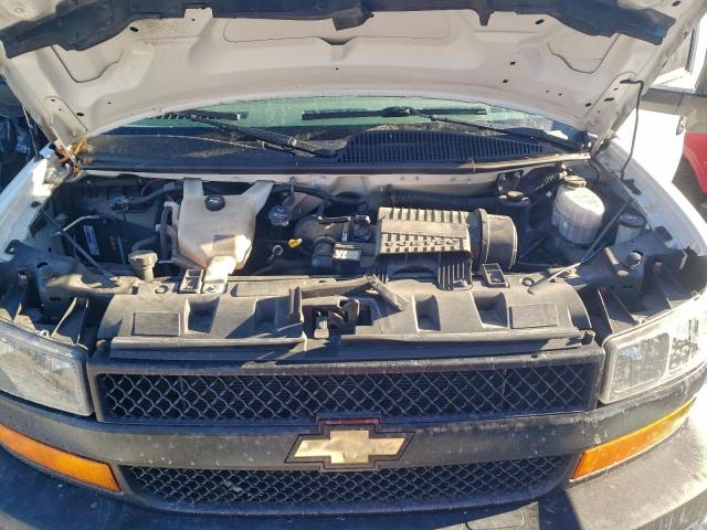 Chevrolet Express Image 10