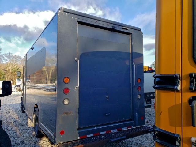 Freightliner Mt45 M Line Walk-in Van Image 3