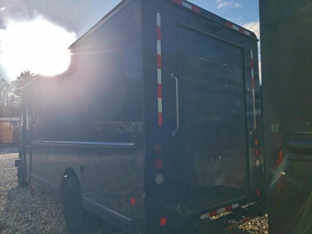 Freightliner Mt45 M Line Walk-in Van Image 2