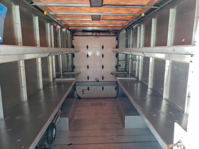 Freightliner Mt45 M Line Walk-in Van Image 11