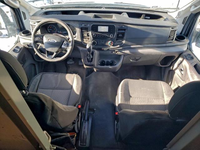 Ford Transit T-250 Image 13