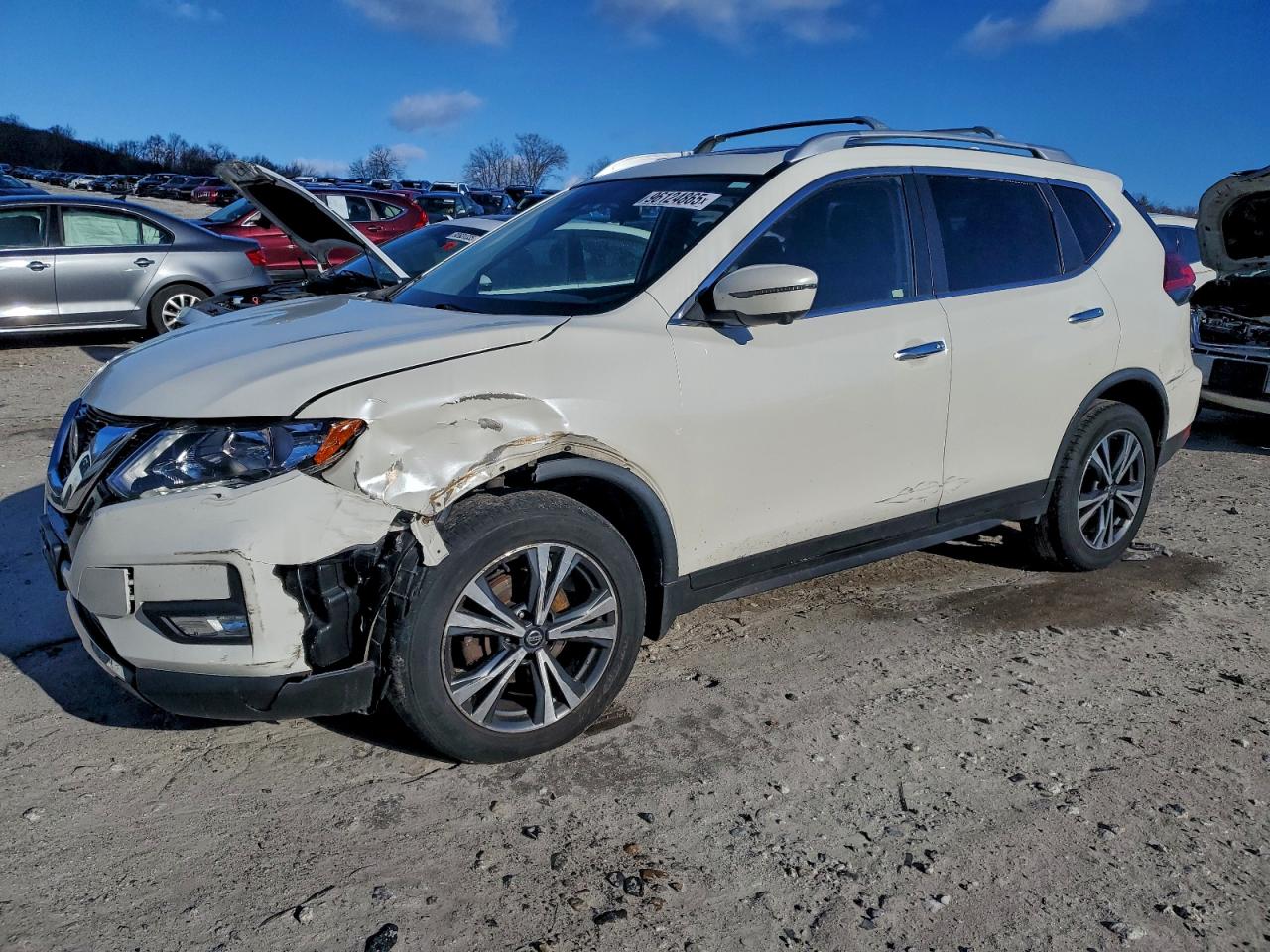 Nissan Rogue S Image 1