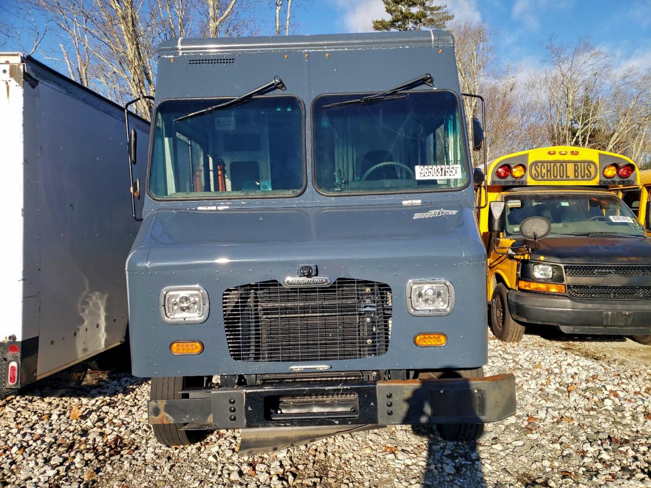 Freightliner Mt45 M Line Walk-in Van Image 3