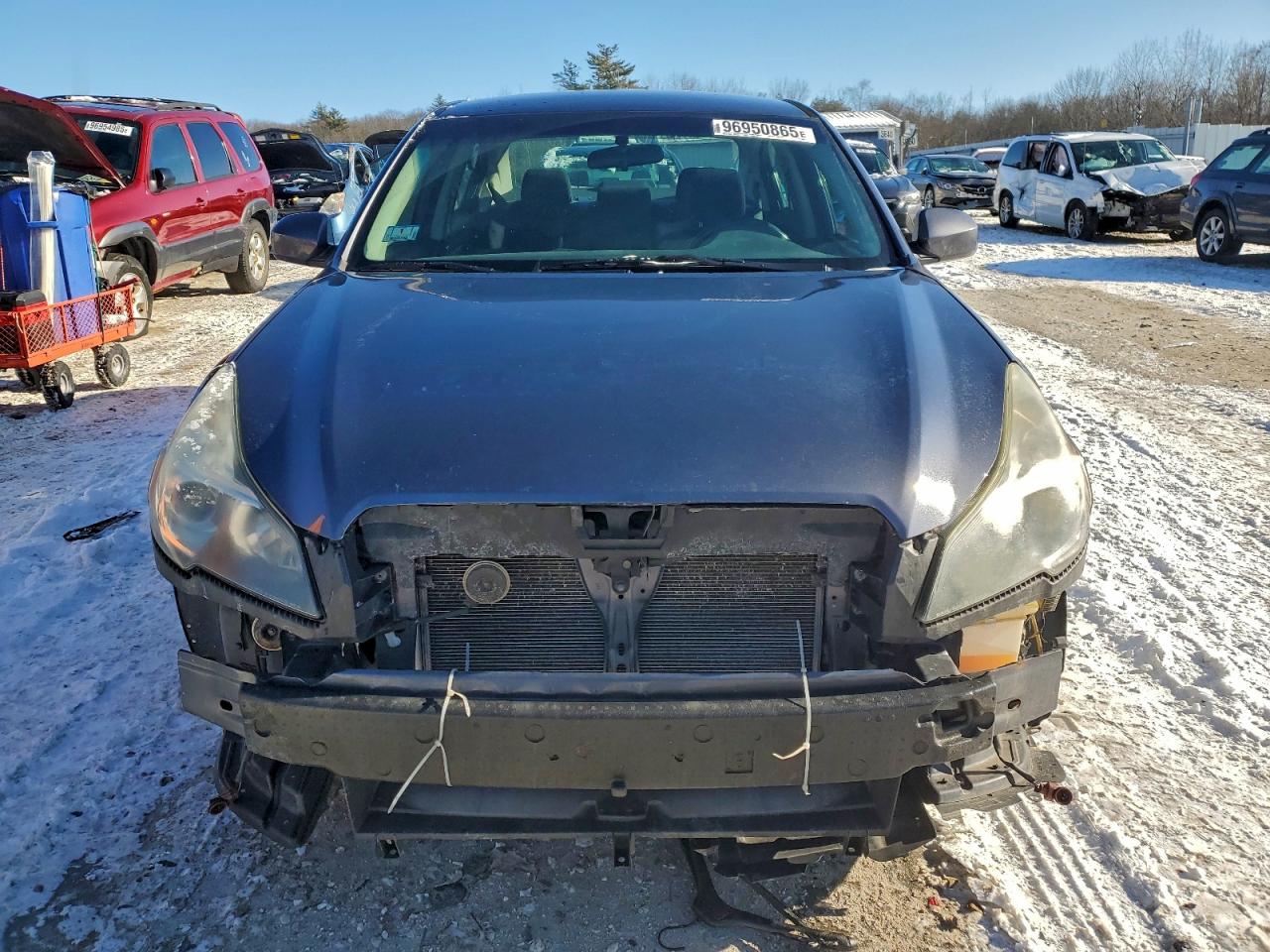 Subaru Legacy 2.5i Premium Image 8