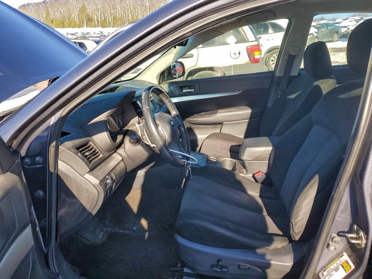 Subaru Legacy 2.5i Premium Image 3