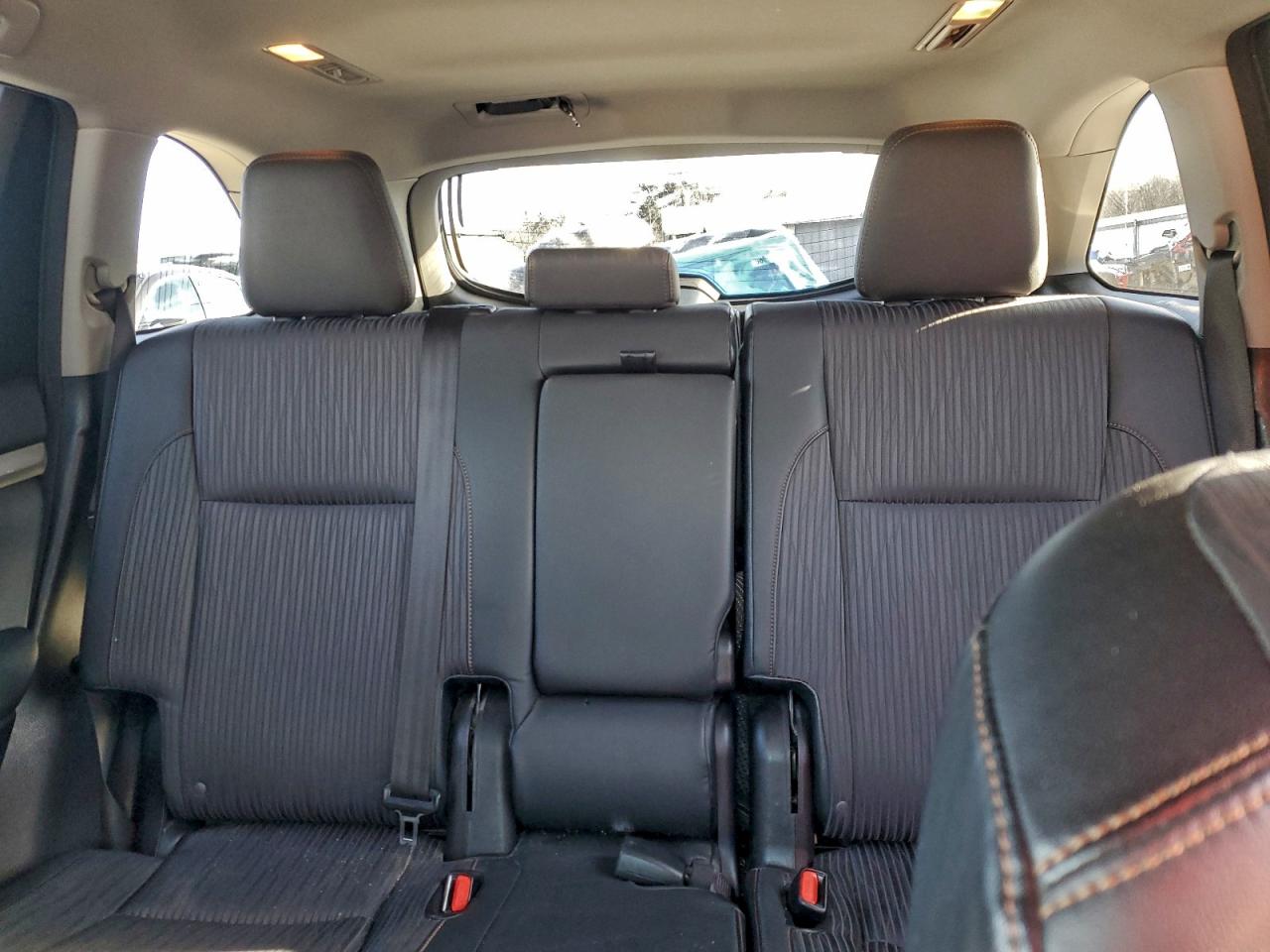 Toyota Highlander Le Image 5