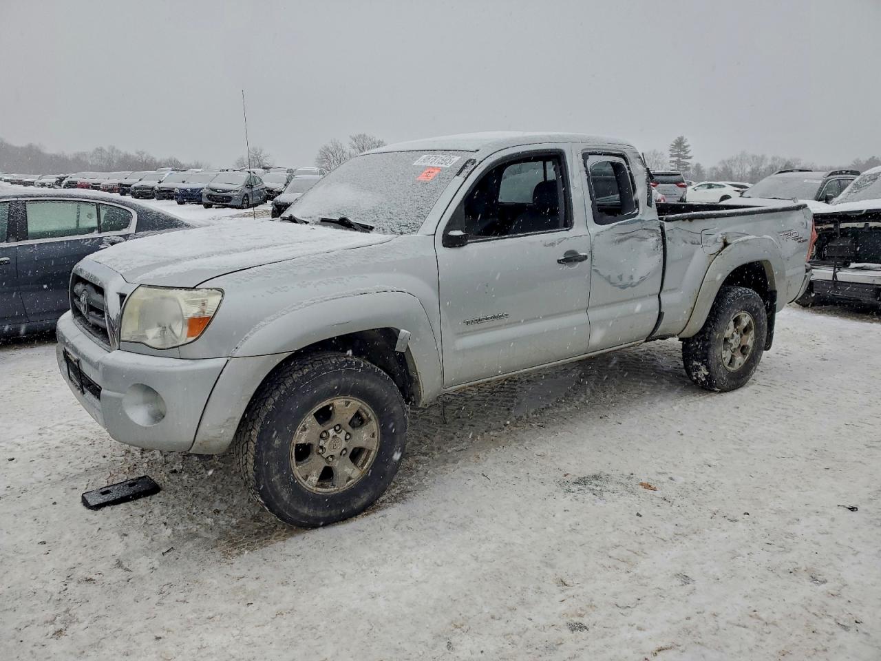Toyota Tacoma Access Cab Image 1
