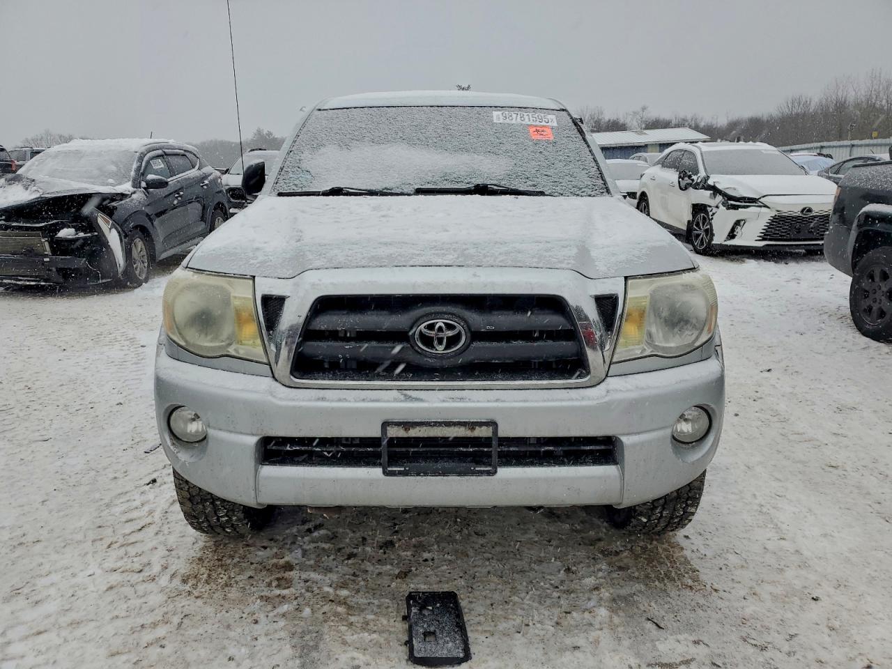 Toyota Tacoma Access Cab Image 5