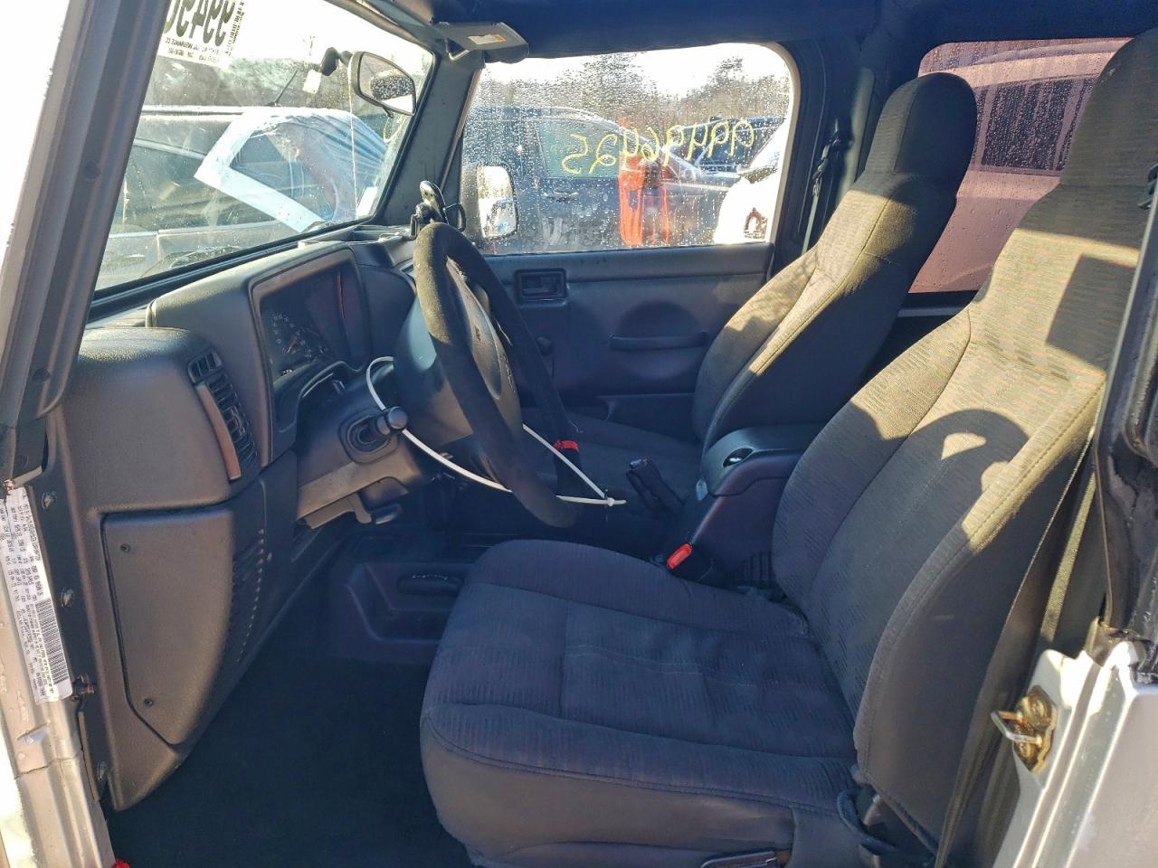 Jeep Wrangler Sport Image 13