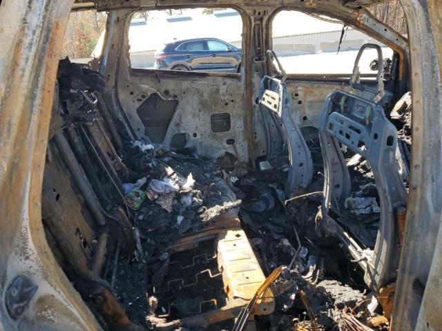 Ford Escape Titanium Image 3