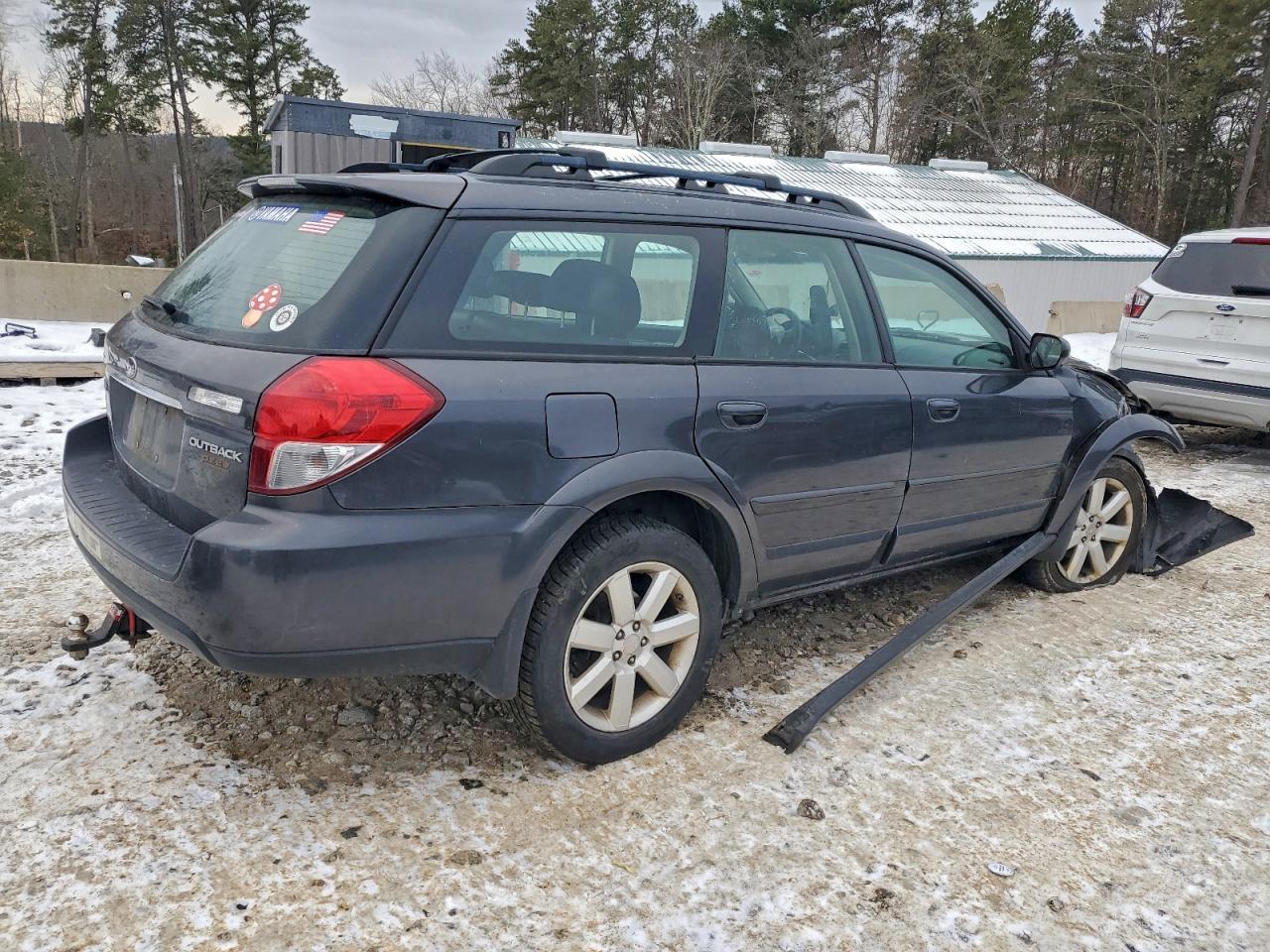 Subaru Outback 2.5i Limited Image 3