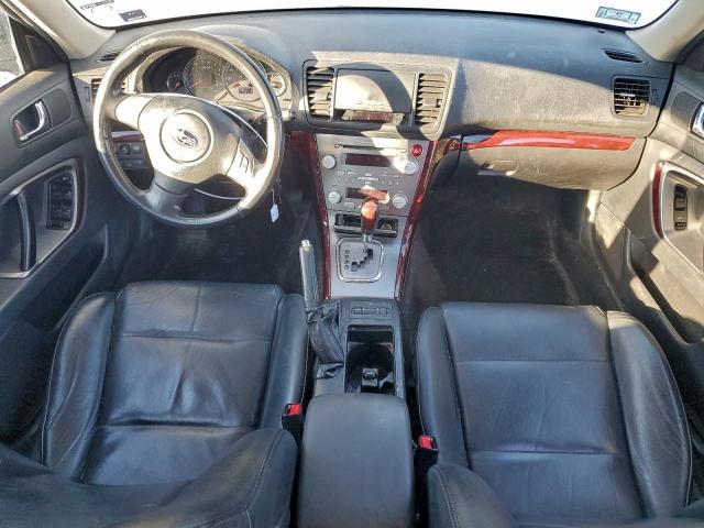 Subaru Outback 2.5i Limited Image 10