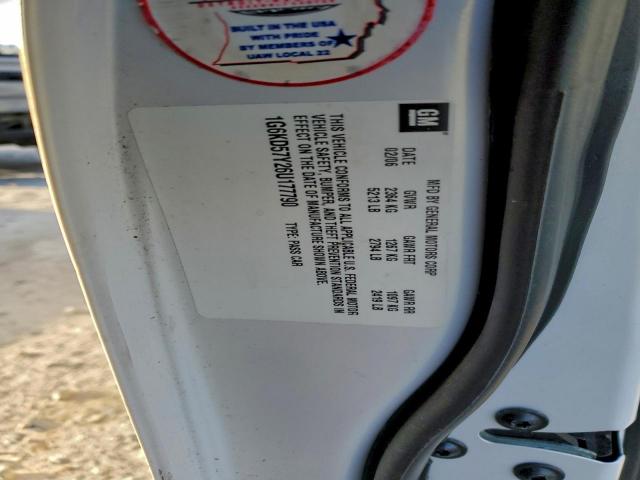 Cadillac DTS Image 4