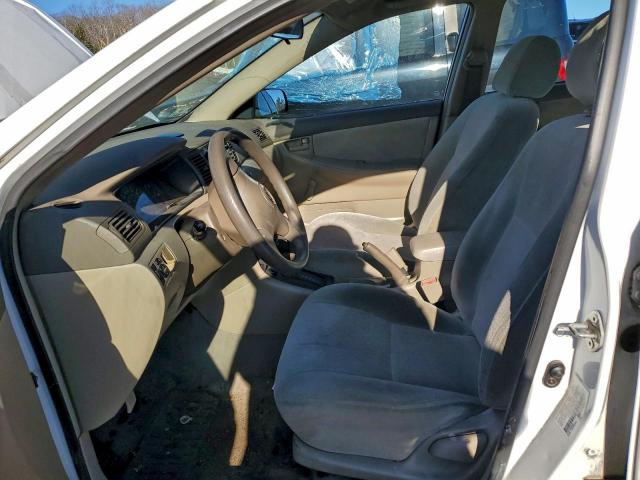 Toyota Corolla Ce Image 3