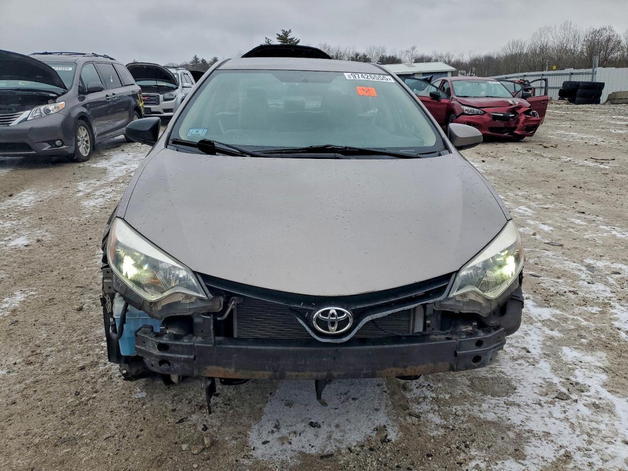 Toyota Corolla L Image 12