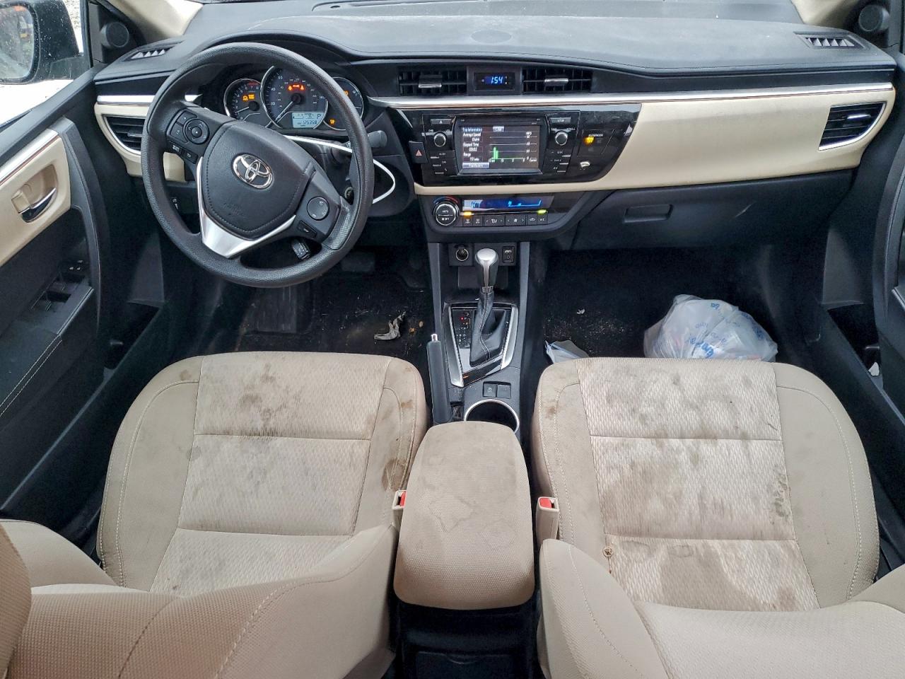 Toyota Corolla L Image 4