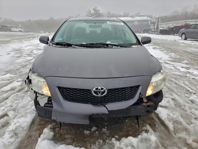 Toyota Corolla Base Image 9