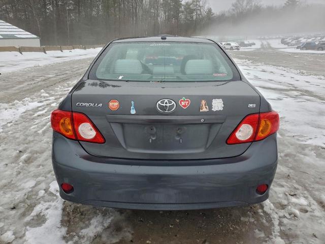 Toyota Corolla Base Image 12