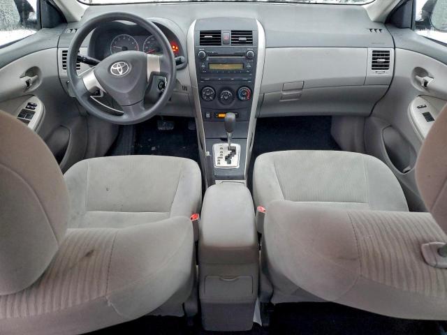 Toyota Corolla Base Image 5