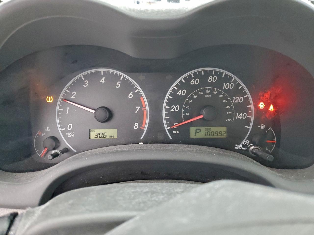 Toyota Corolla Base Image 3