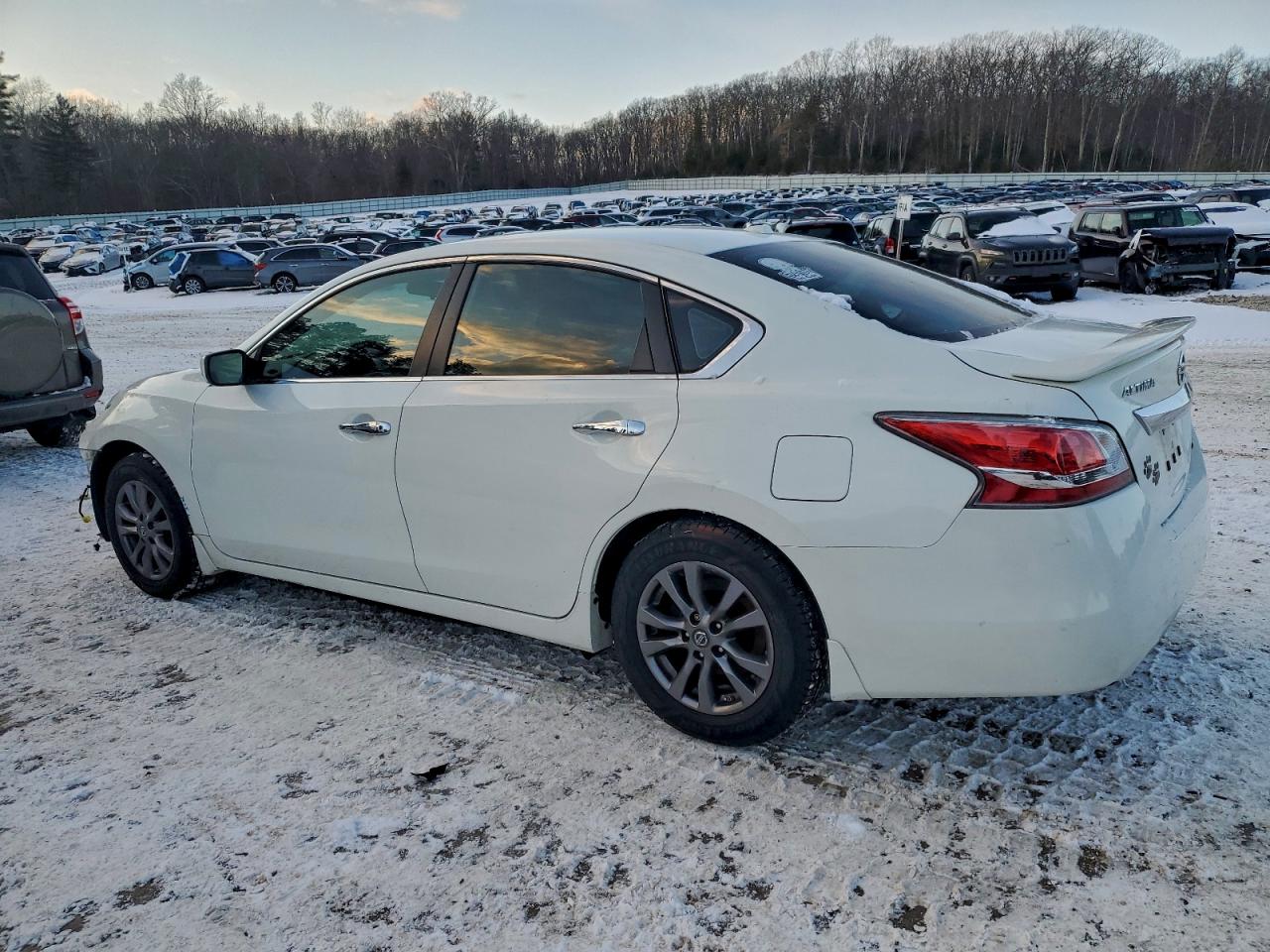 Nissan Altima 2.5 Image 3