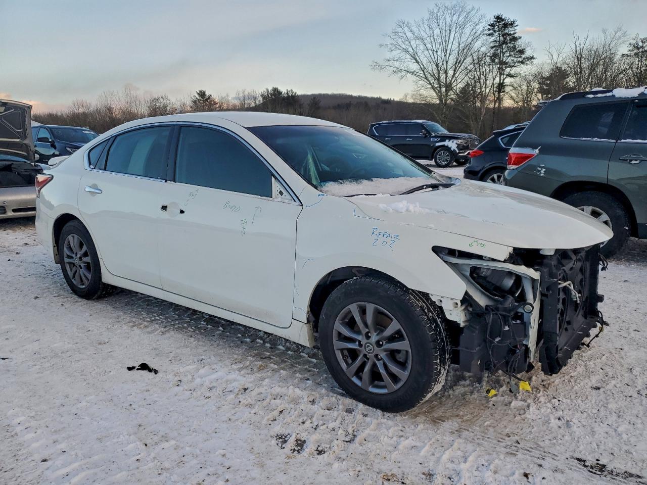 Nissan Altima 2.5 Image 2