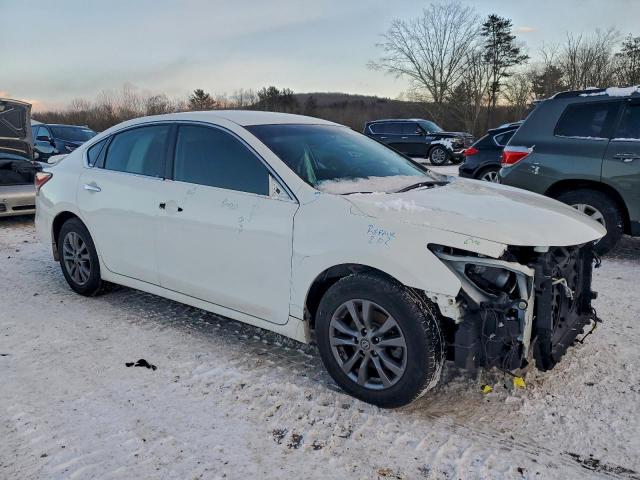 Nissan Altima 2.5 Image 2