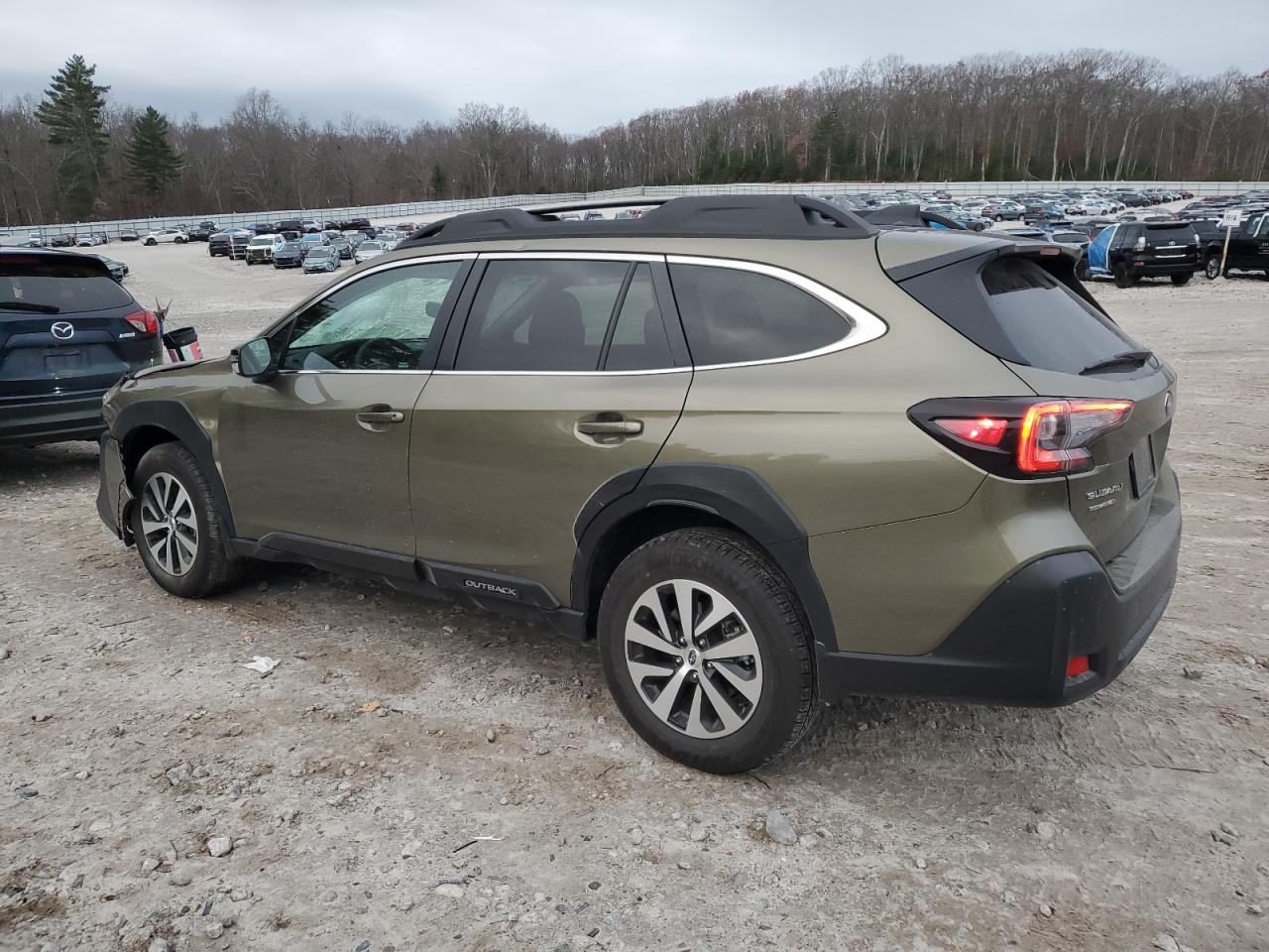 Subaru Outback Premium Image 11