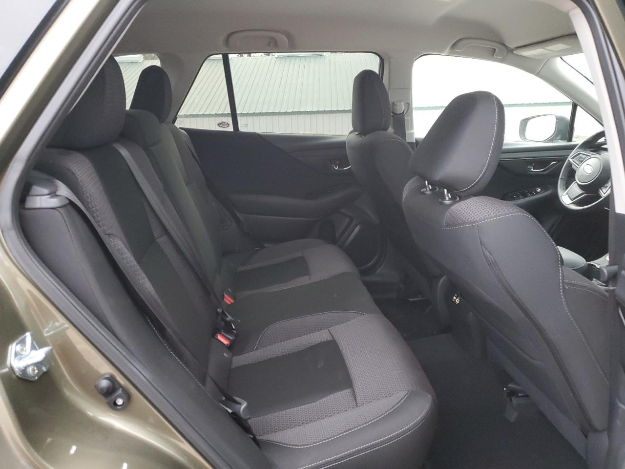 Subaru Outback Premium Image 6